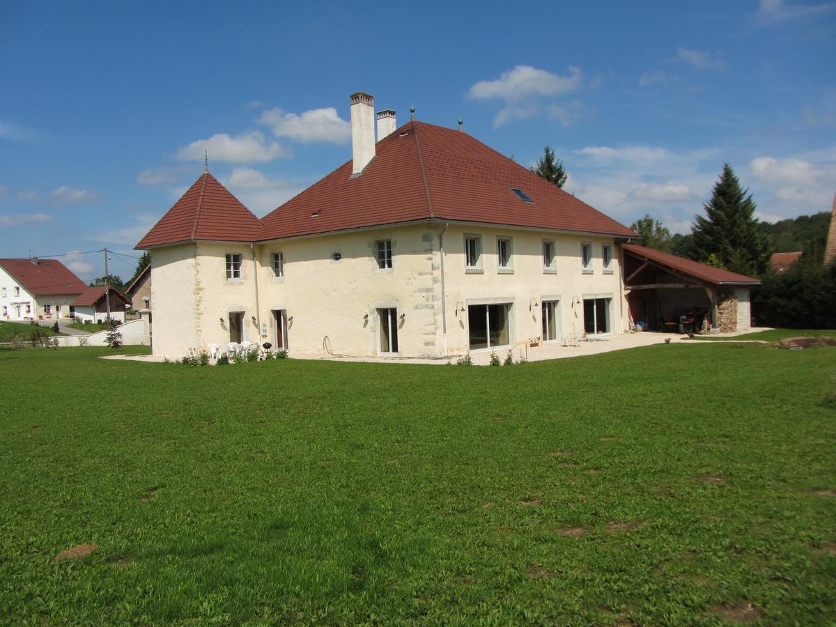 مبيت وإفطار Brémondans Le Relais Des Deux Tours المظهر الخارجي الصورة